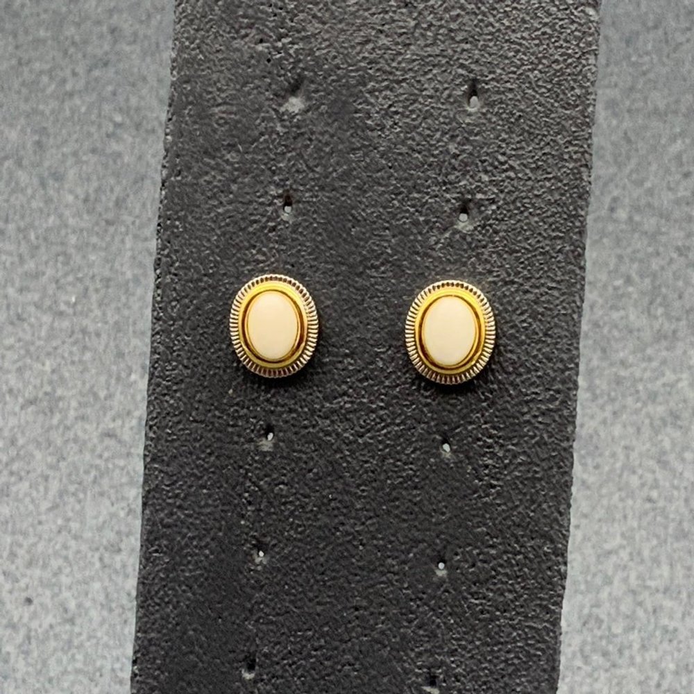 Tiny Oval Pierced Earrings Silver Gold Milky White